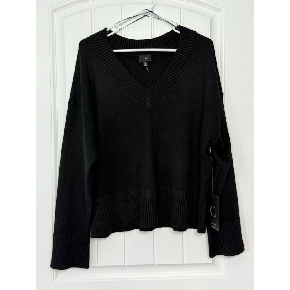 Cyrus Black V-Neck Sweater Size M NWOT Preppy Romantic Whimsigoth Dark Academia